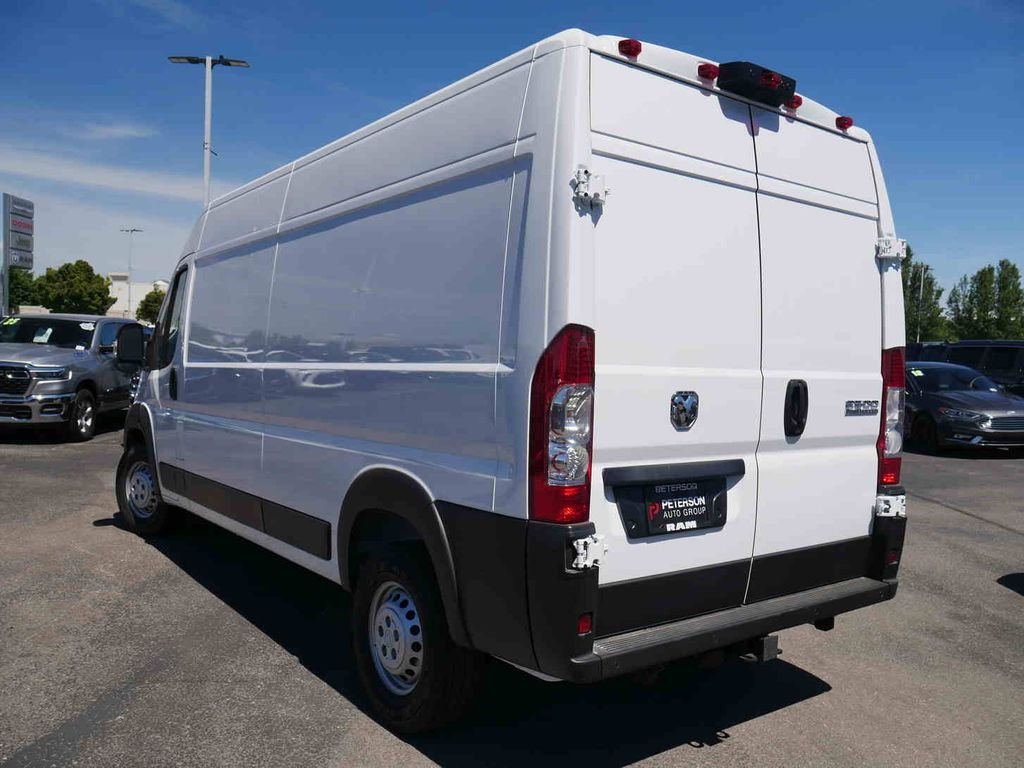 New 2026 Bright White Clear-Coat Exterior Paint RAM  image 6