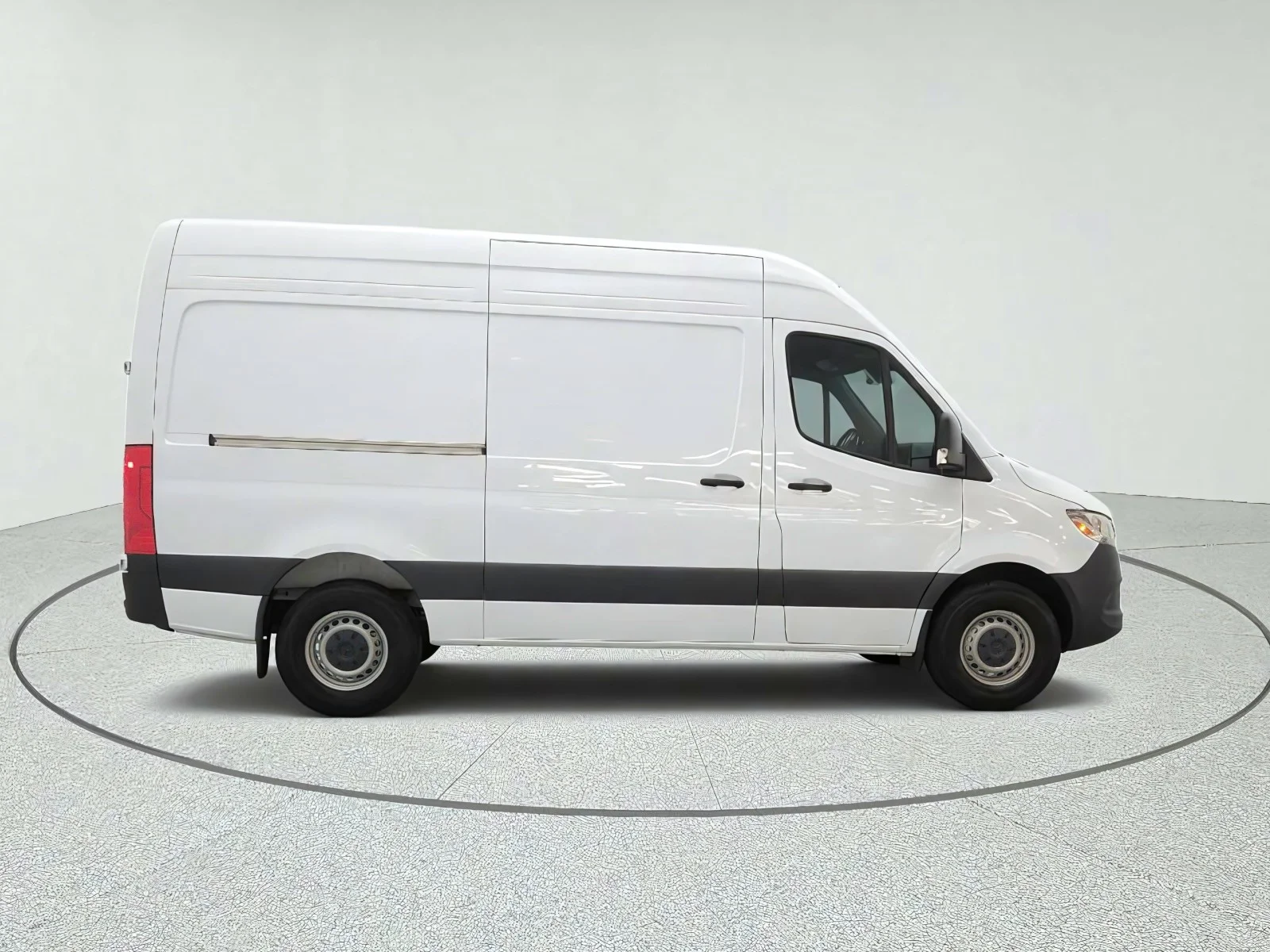 New 2025 Arctic White Mercedes-Benz  image 4
