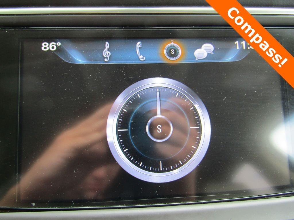 Used 2019 White Buick Essence image 9