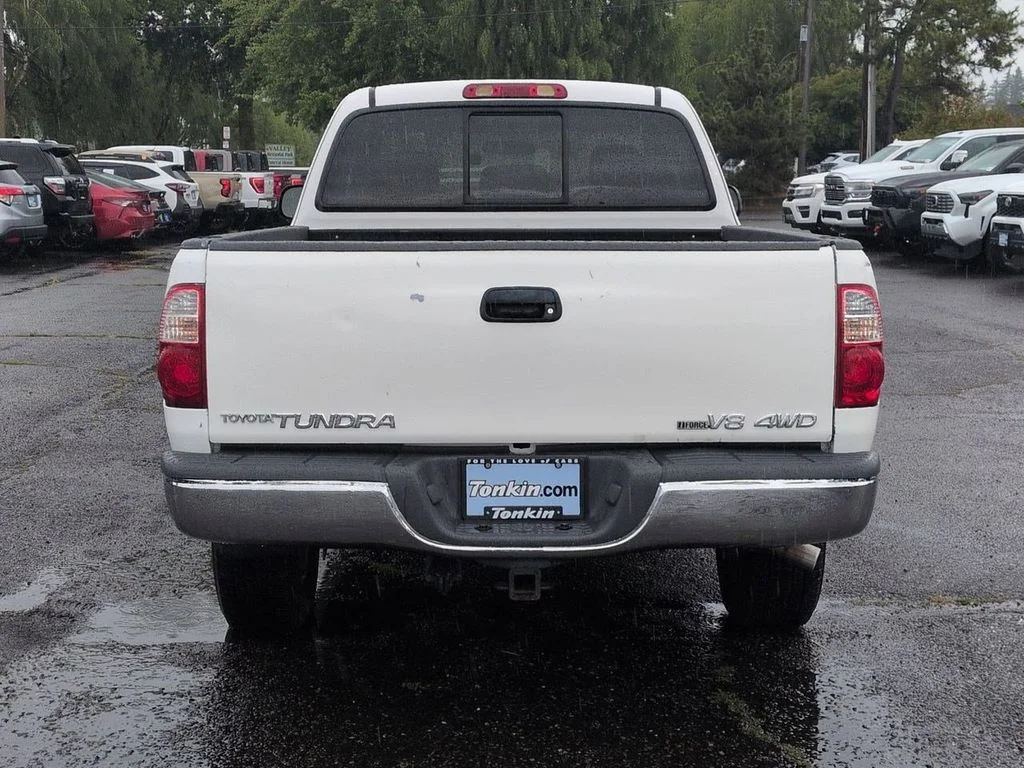 Used 2006 Natural White Toyota SR5 image 4