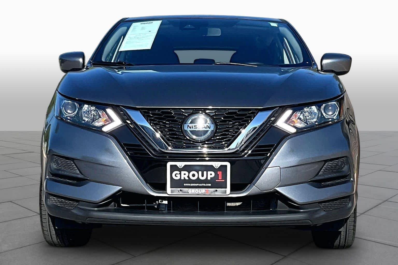 Certified Used 2022 Gun Metallic Nissan S image 4