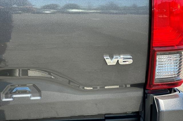 Certified Used 2023 MAGNETIC GRAY MET. Toyota  image 26