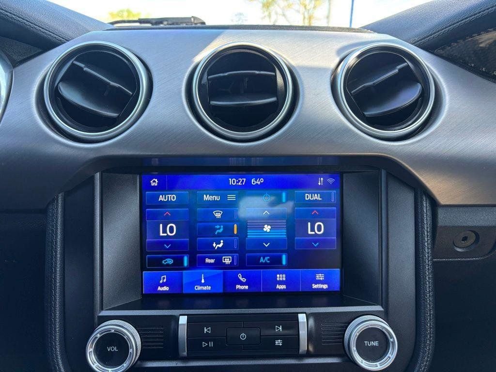 Certified Used 2022 Silver Metallic Ford GT Premium image 32