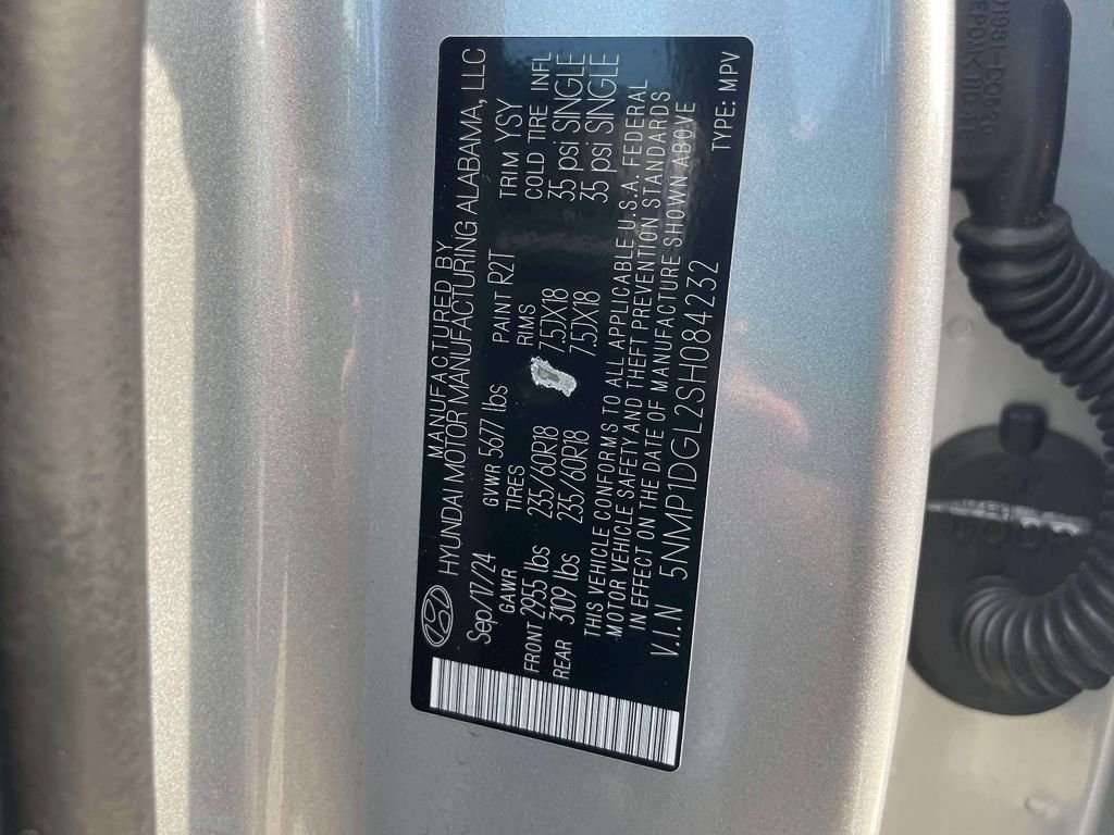 Certified Used 2025 Silver Hyundai SE image 18