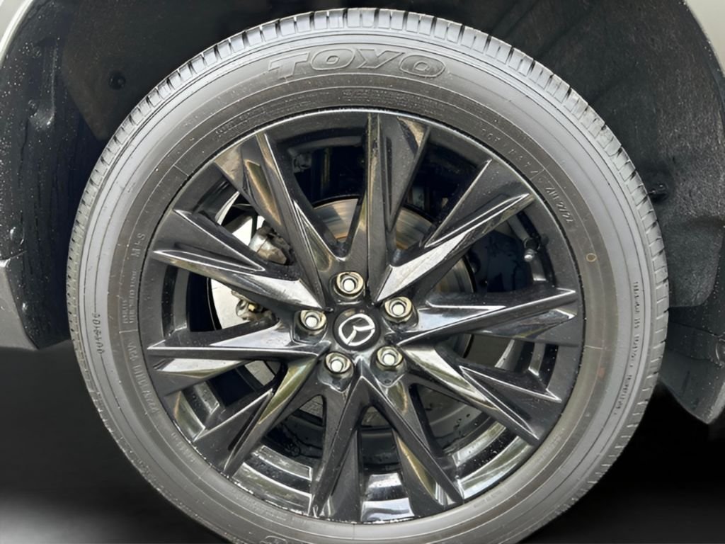 Certified Used 2025 Gray Mazda 2.5 S Carbon Edition image 9