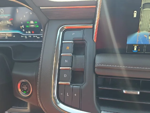 Used 2022 Orange Chevrolet LT image 27
