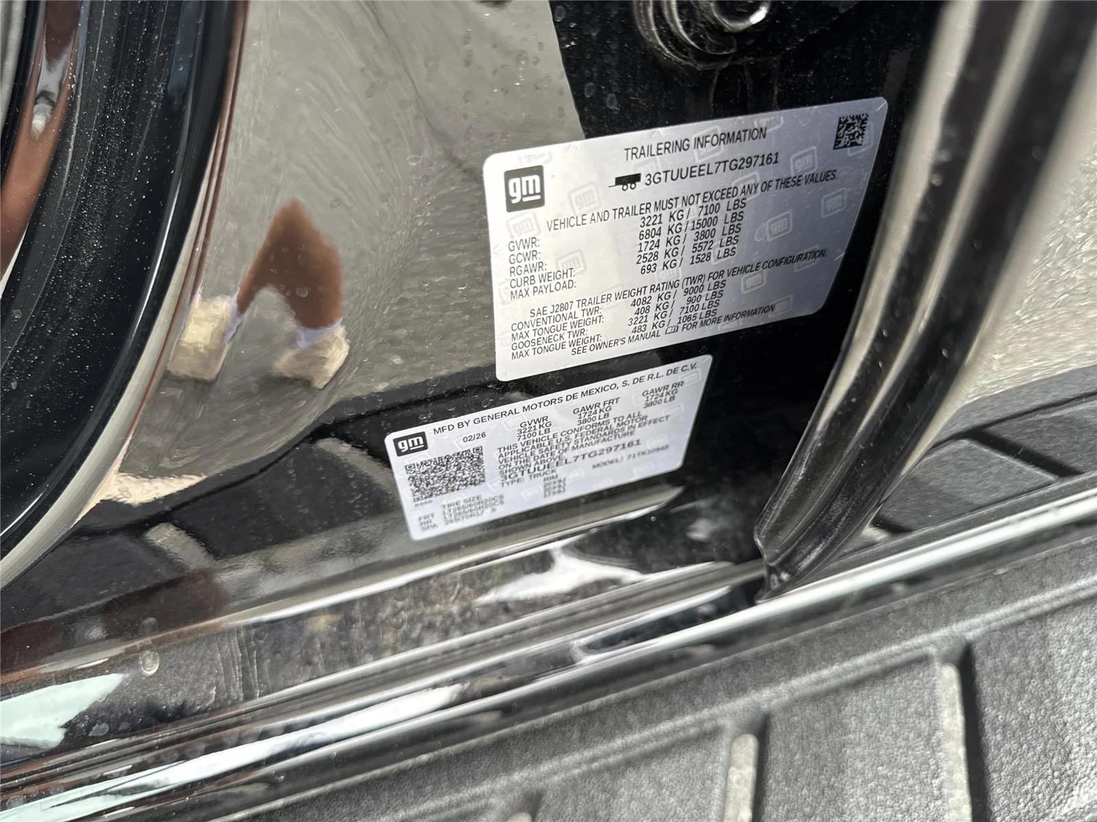 New 2026 Onyx Black GMC AT4 image 39