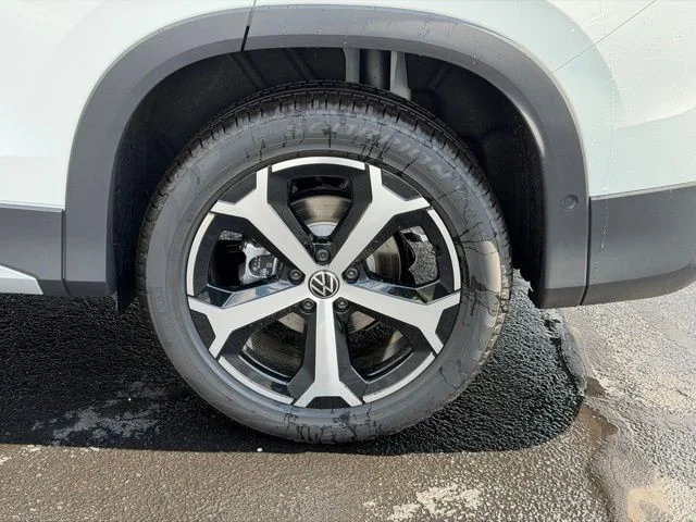 New 2026 White Volkswagen 2.0T SE image 6