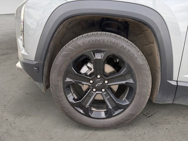 Used 2025 Gray Chevrolet LT image 9