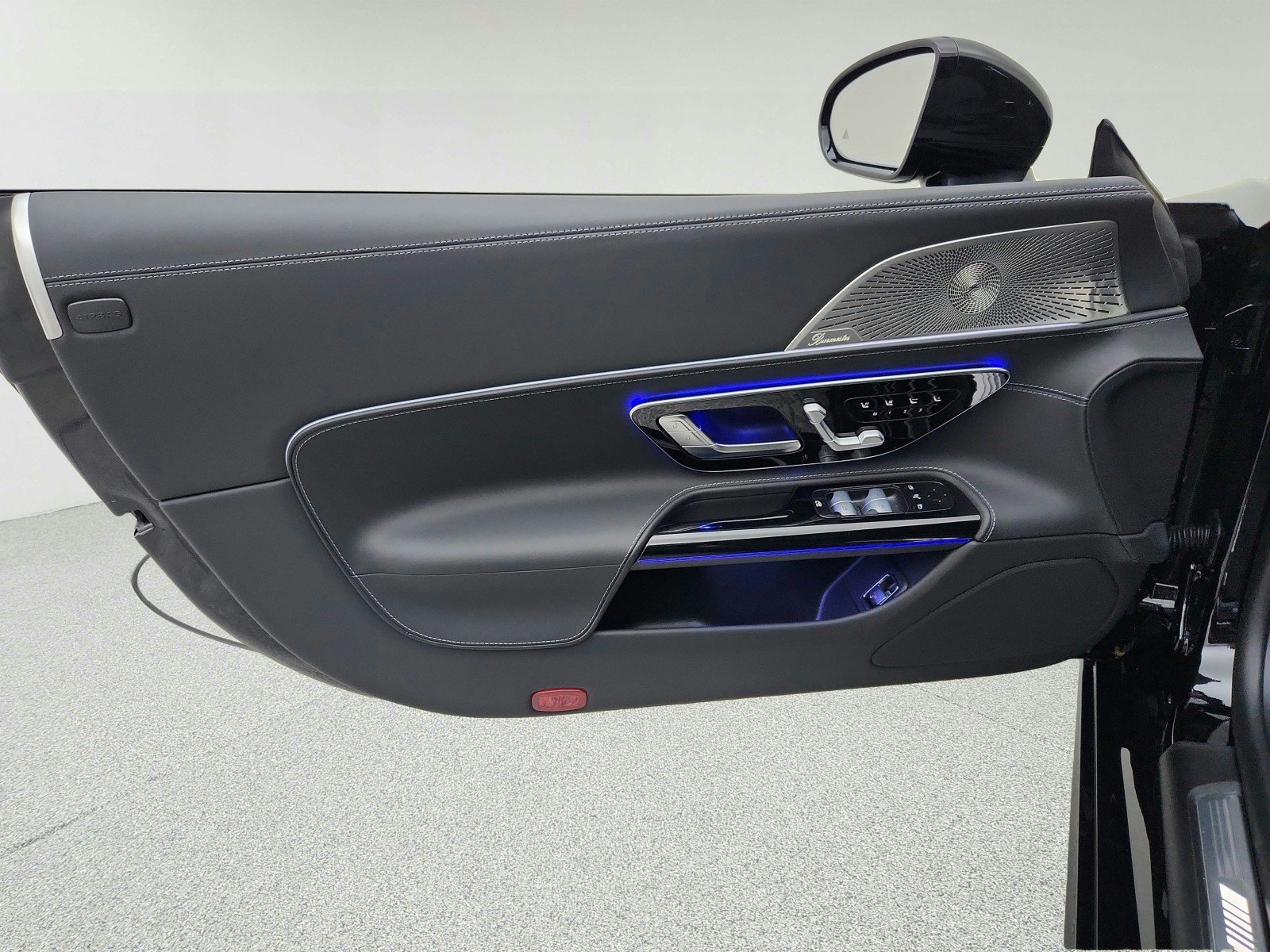 New 2027 Obsidian Black Metallic Mercedes-Benz AMG® SL 63 Roadster image 20