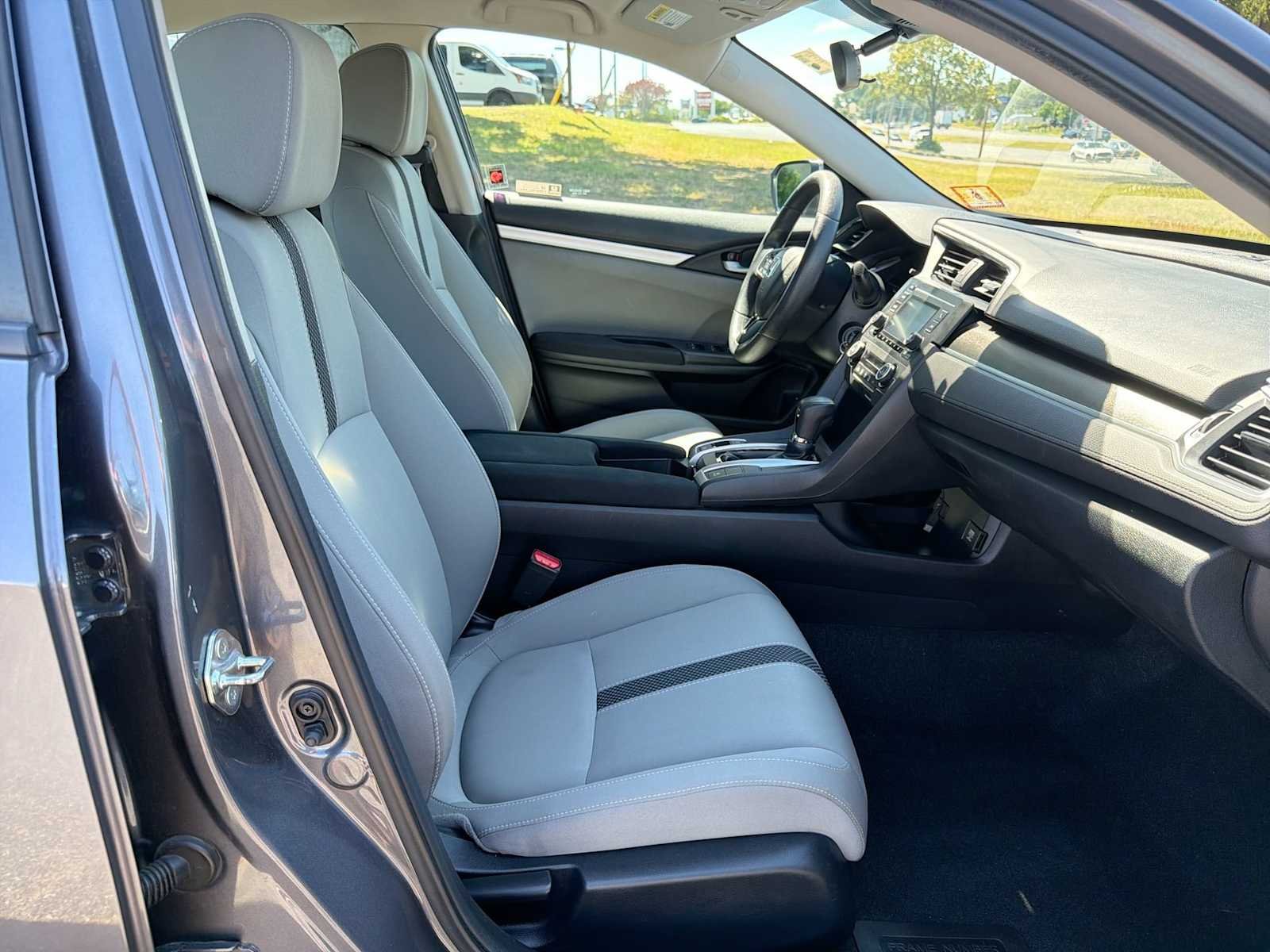 2019 Honda Civic LX - Photo 15