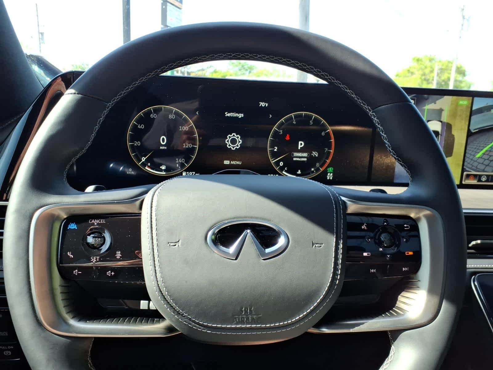 Certified Used 2025 Mineral Black INFINITI AUTOGRAPH image 25
