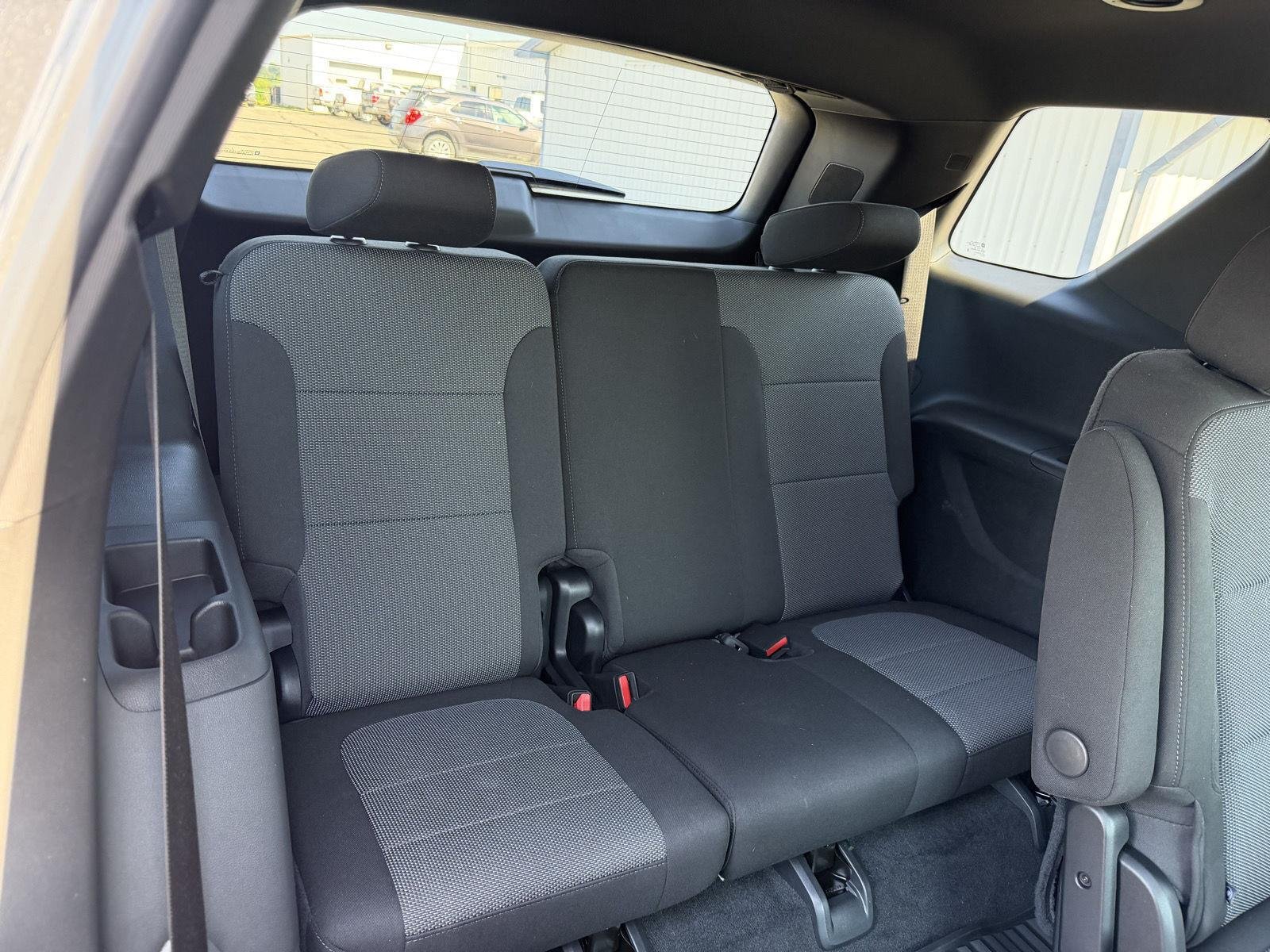 Used 2023 Sterling Gray Metallic Chevrolet LT Cloth image 24