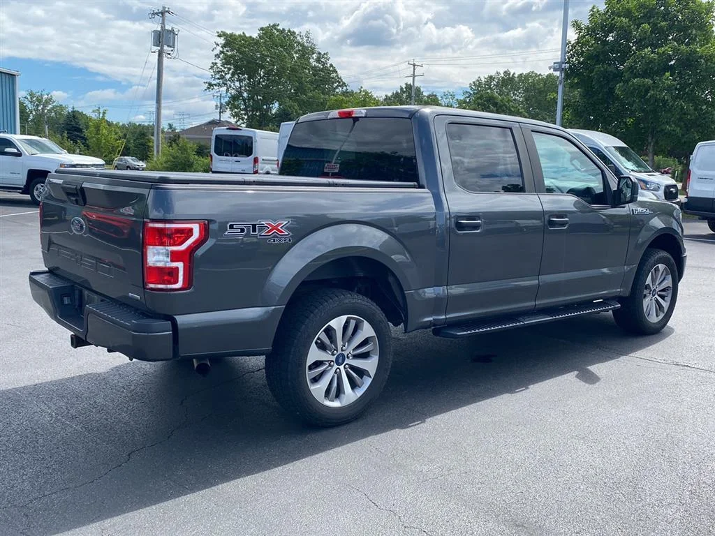 Used 2018 Magnetic Ford XL image 10