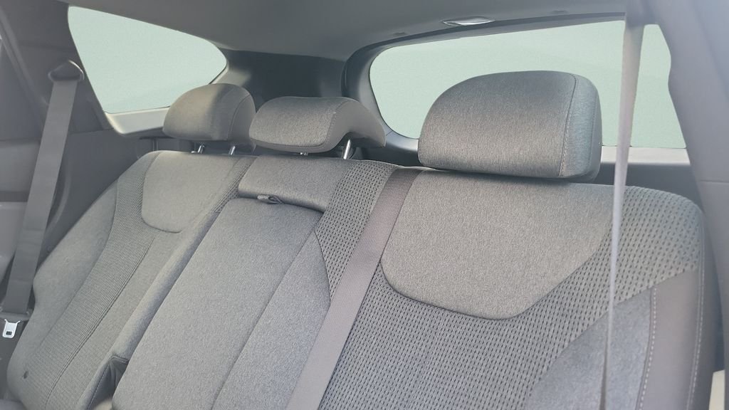 2020 Hyundai Santa Fe SE - Photo 12
