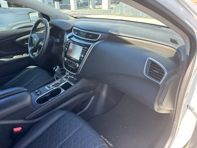 Used 2023 White Nissan Platinum image 20