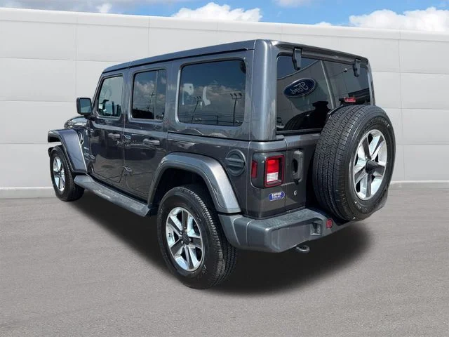 Used 2020 Gray Jeep Unlimited Sahara image 3