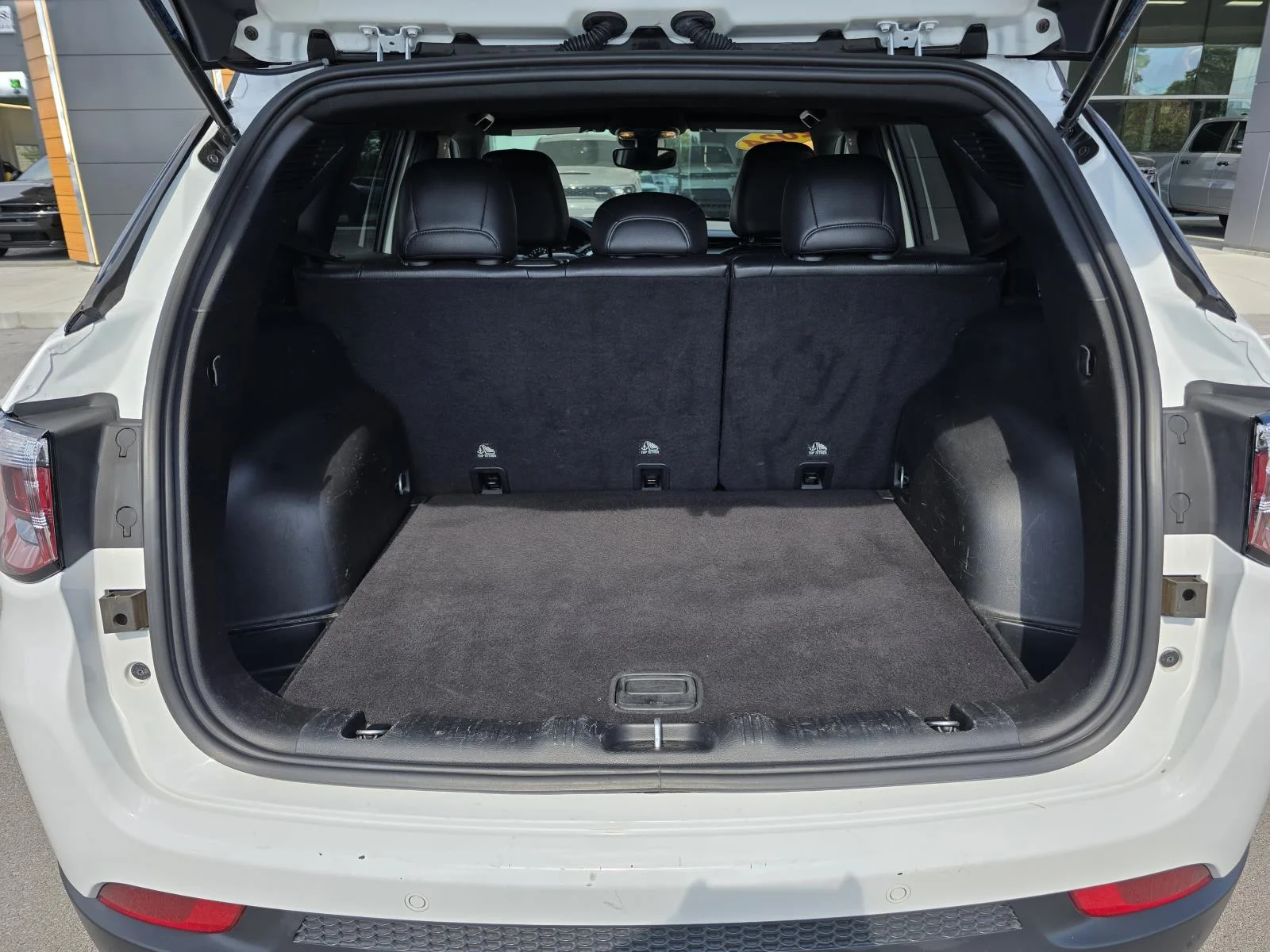 Used 2024 Bright White Clearcoat Jeep Trailhawk image 18