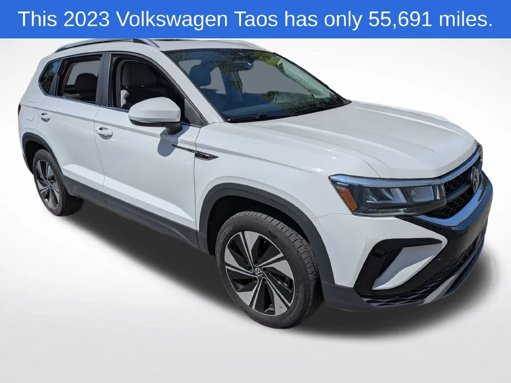 Used 2023 White Volkswagen 1.5T SE image 1