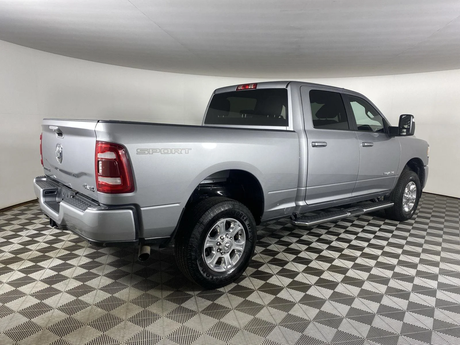 Used 2024 Billet Silver Metallic Clearcoat Ram Big Horn image 7