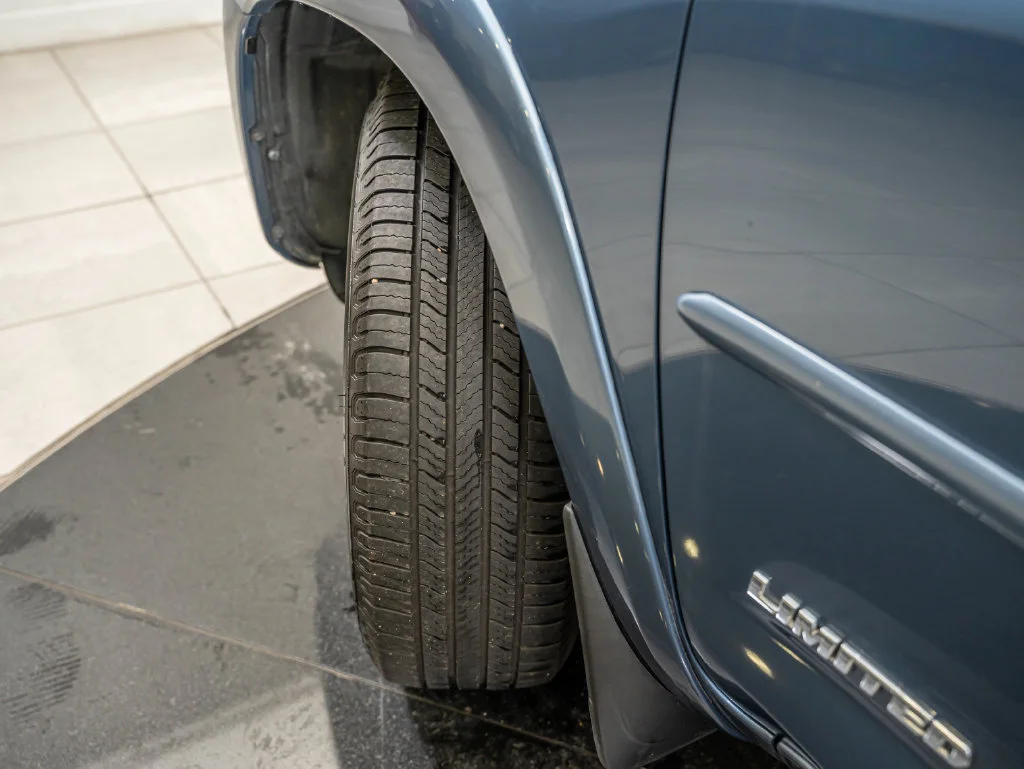 Used 2011 Pacific Blue Metallic Toyota Limited image 49