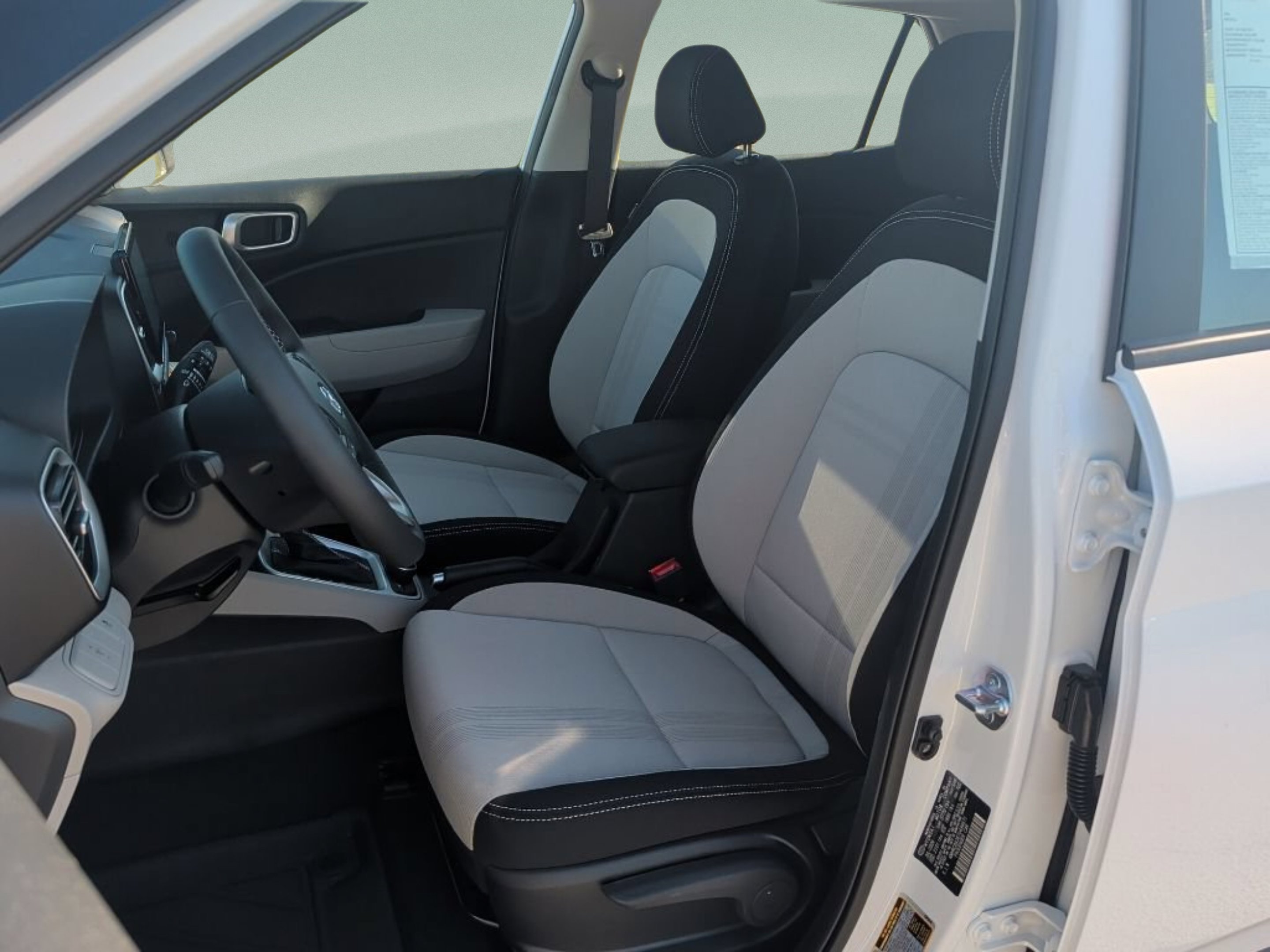 New 2026 Lunar White Hyundai SEL image 15