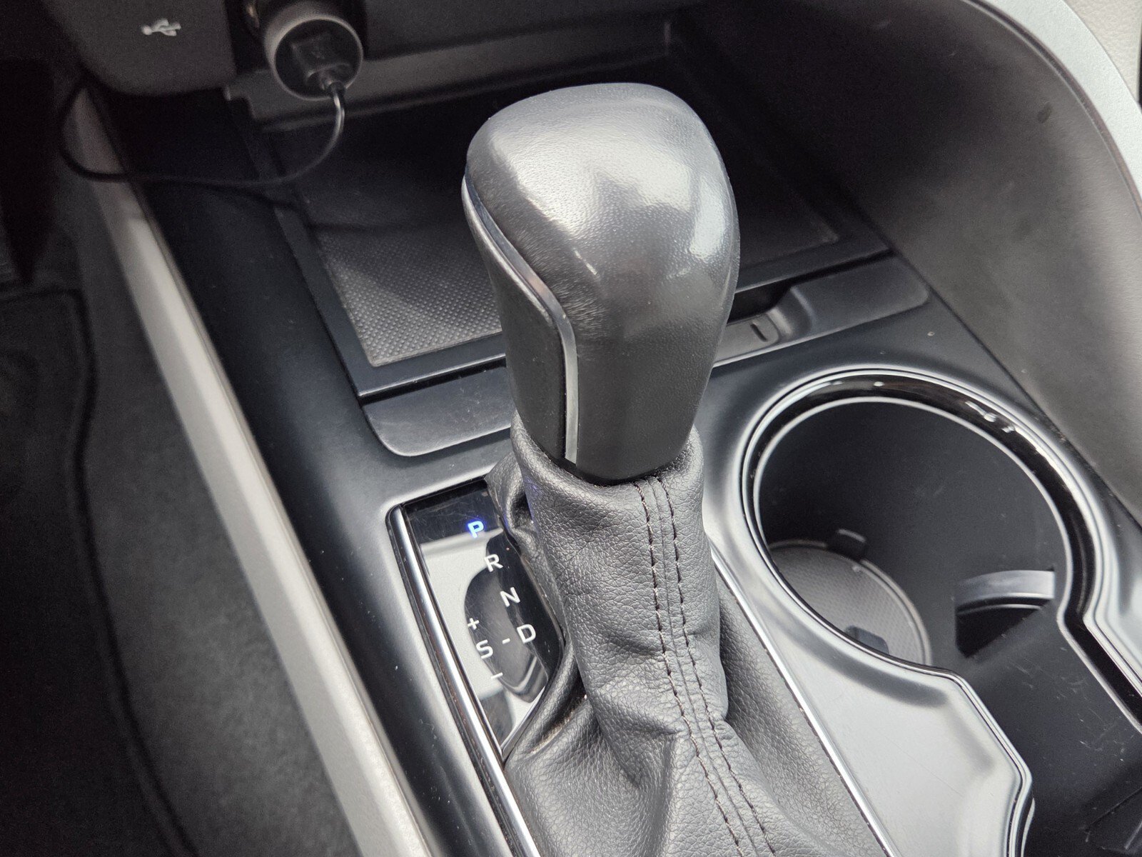 Used 2020 Red Toyota SE image 14