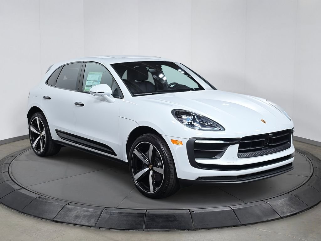 2025 Porsche Macan Base - Photo 9