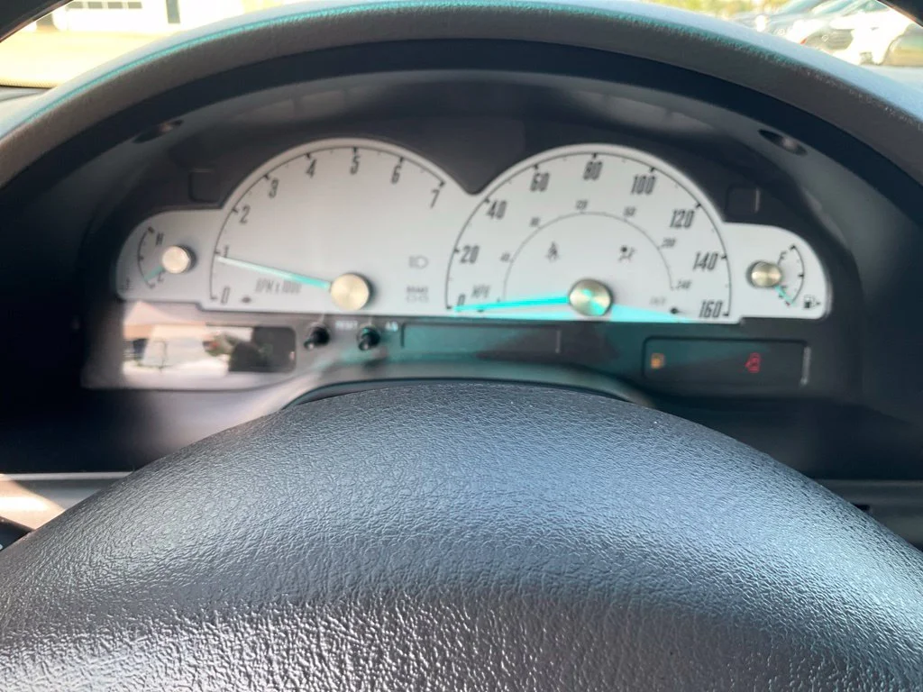 Used 2002 White Ford Base image 12