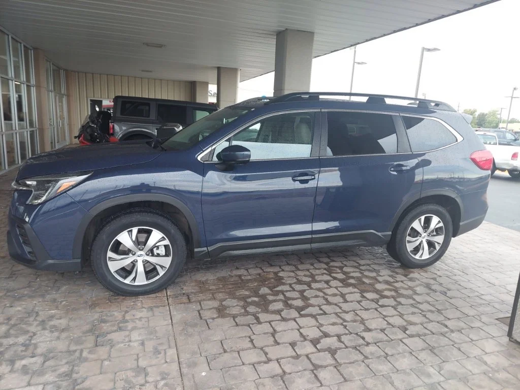 Certified Used 2025 Blue Subaru Premium image 4