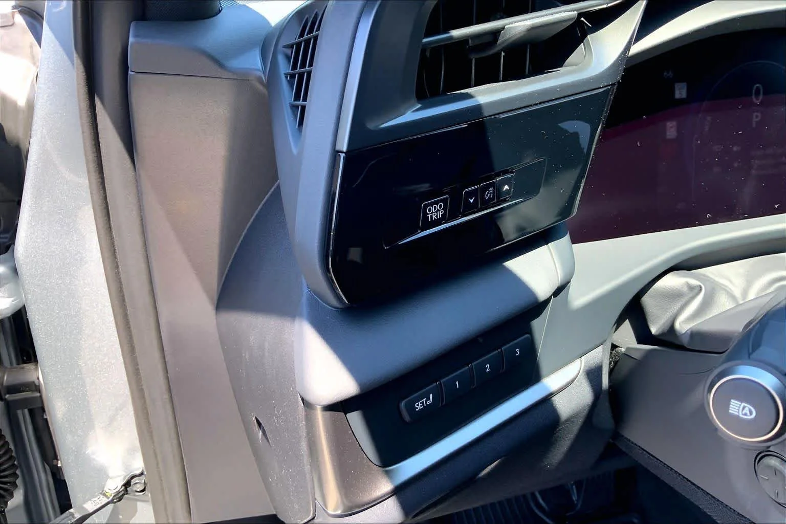 New 2026 Iridium Lexus Premium image 20