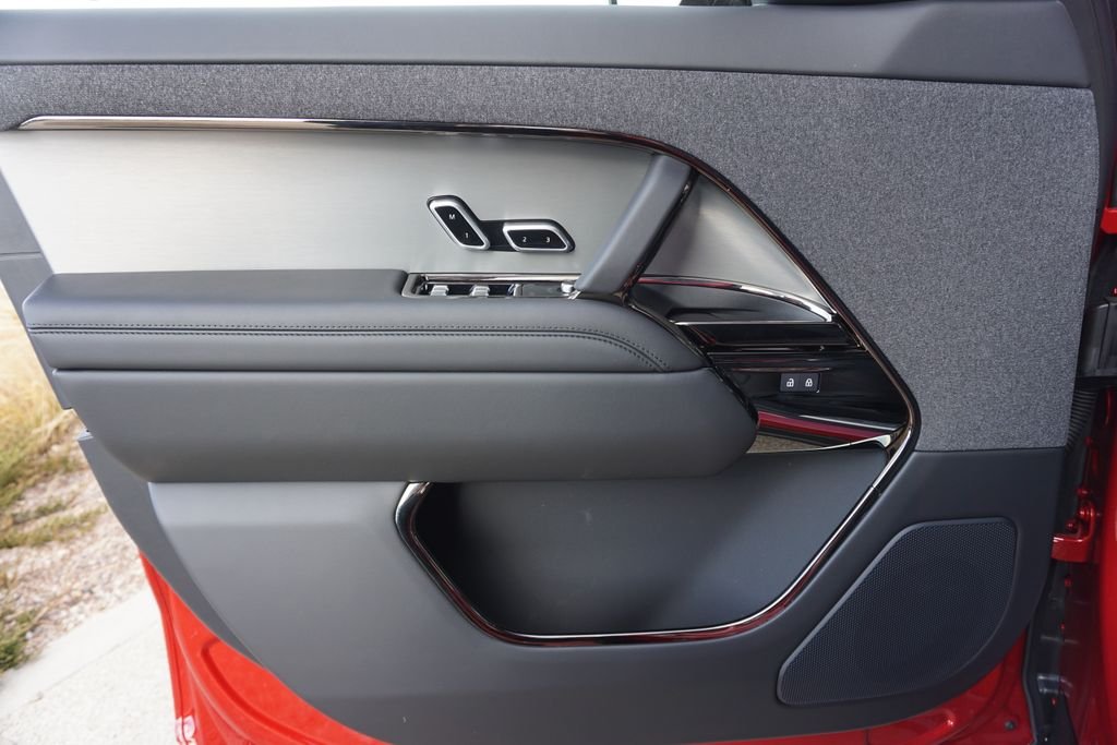 New 2025 Firenze Red Land Rover Dynamic SE image 17