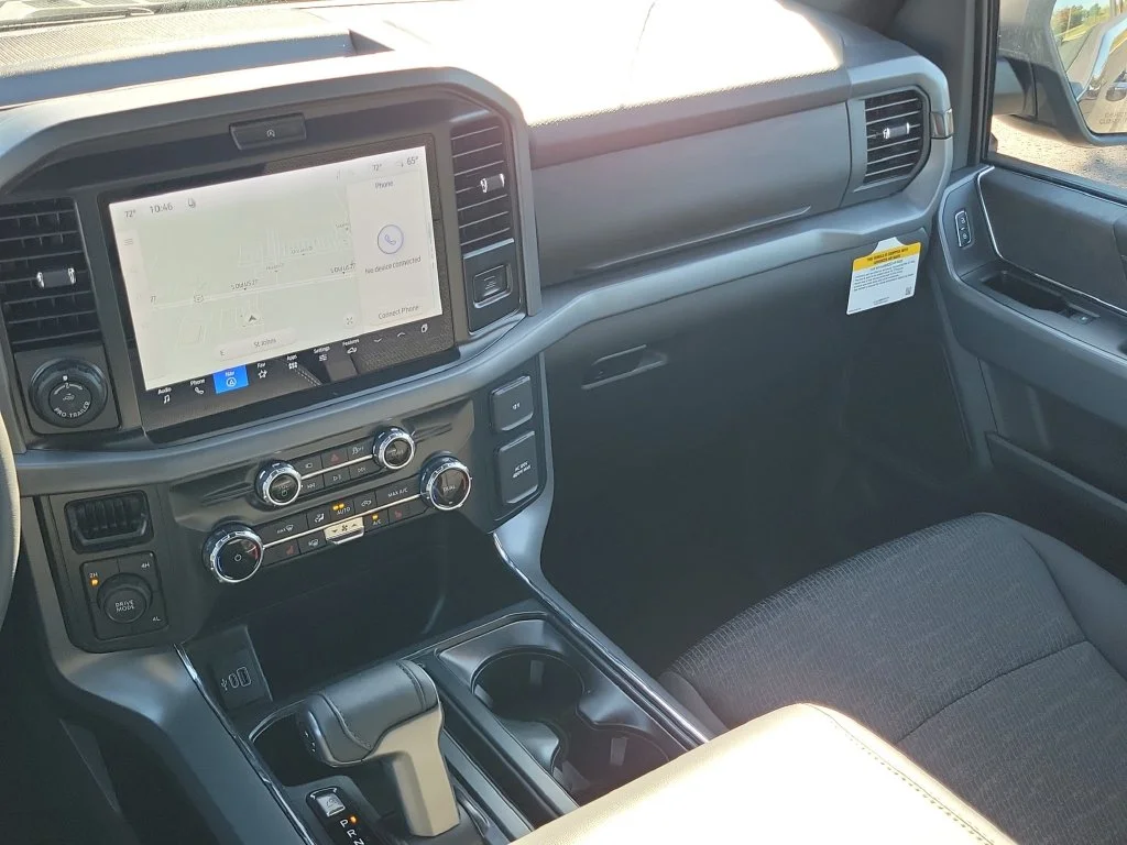 New 2026 Agate Black Metallic Ford XLT image 28