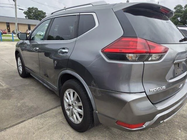 Used 2017 GRAY NISSAN  image 6