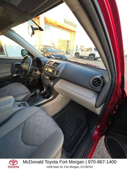 Used 2012 Red Toyota Base image 22