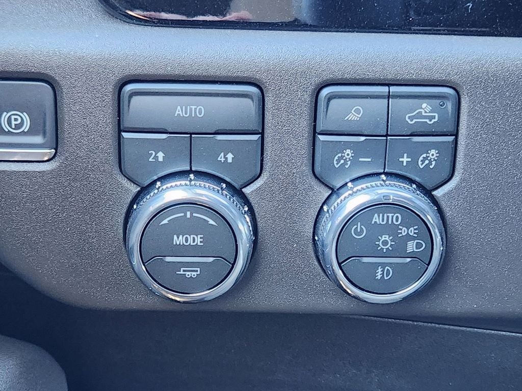 New 2026 Onyx Black GMC SLT image 23