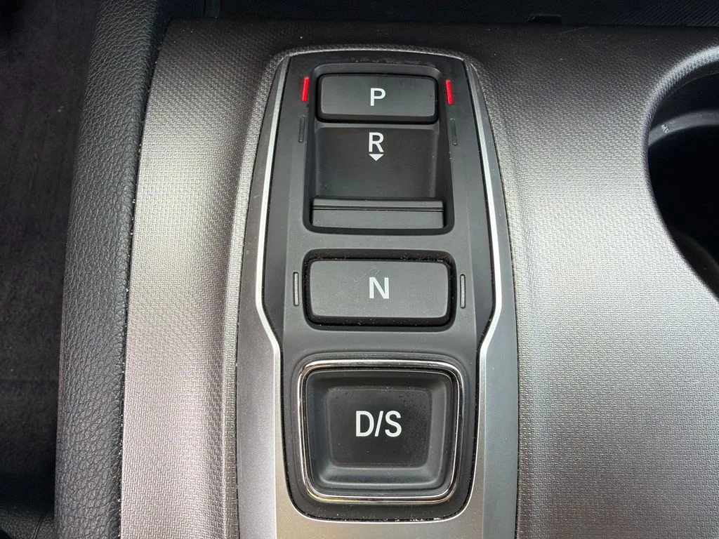 Used 2023 Black Honda RTL image 31