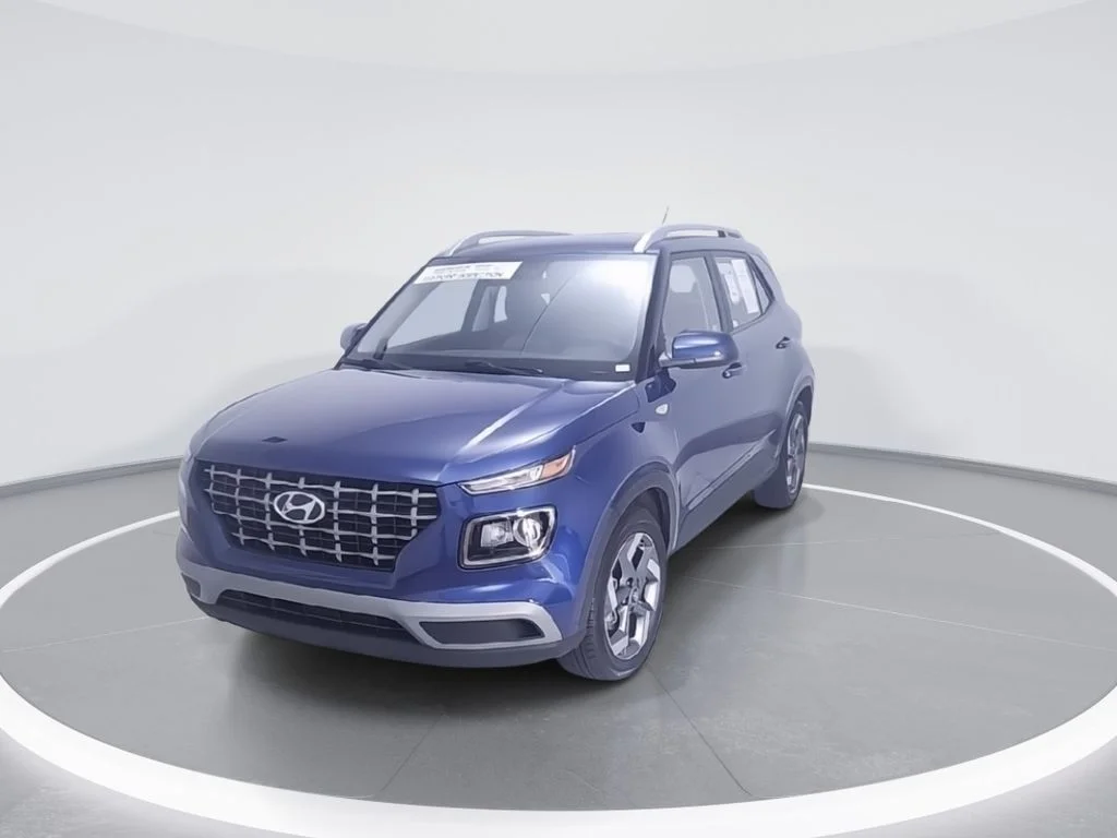 Used 2025 Blue Hyundai SEL image 4