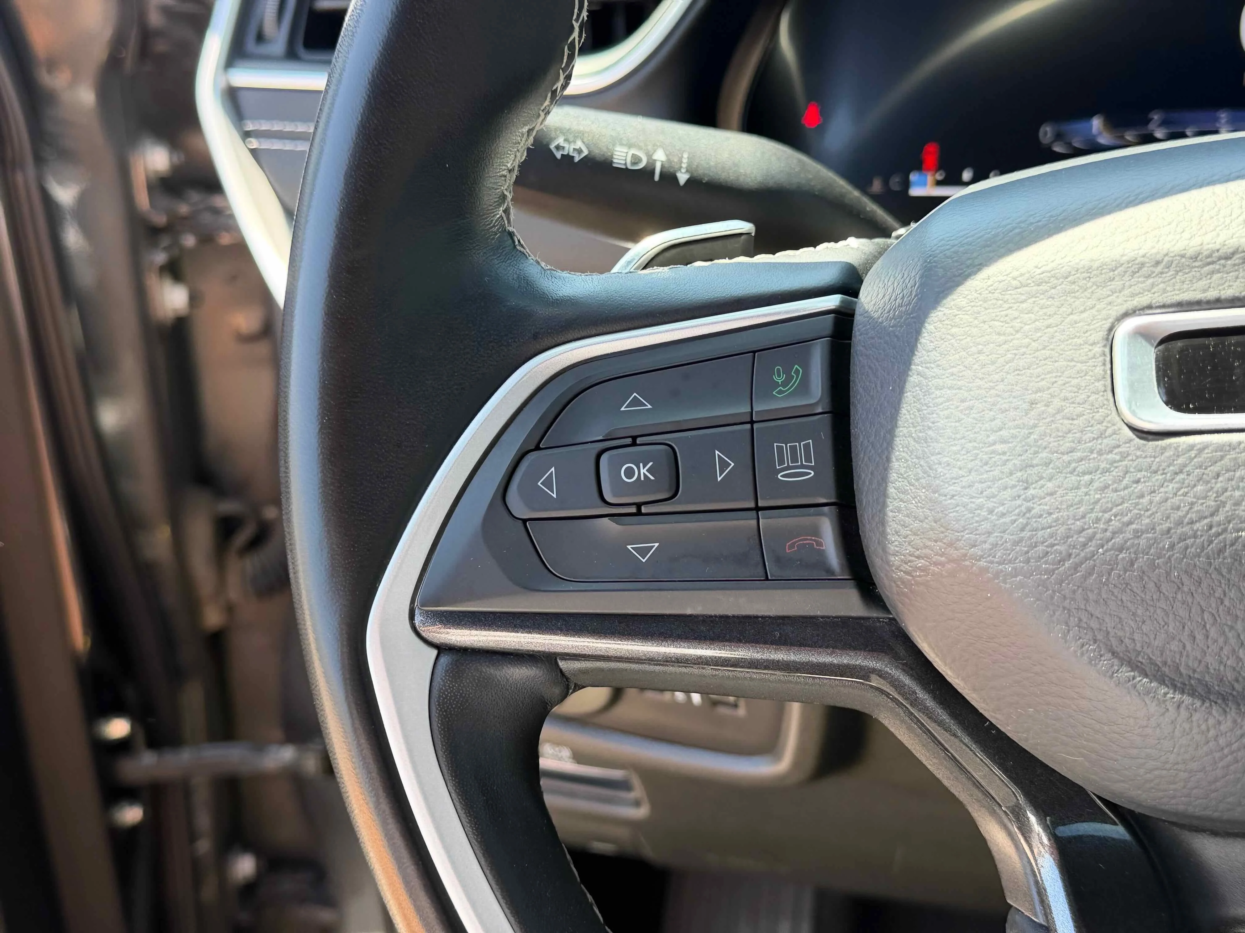 Used 2021 Baltic Gray Metallic Clearcoat Jeep Altitude image 18