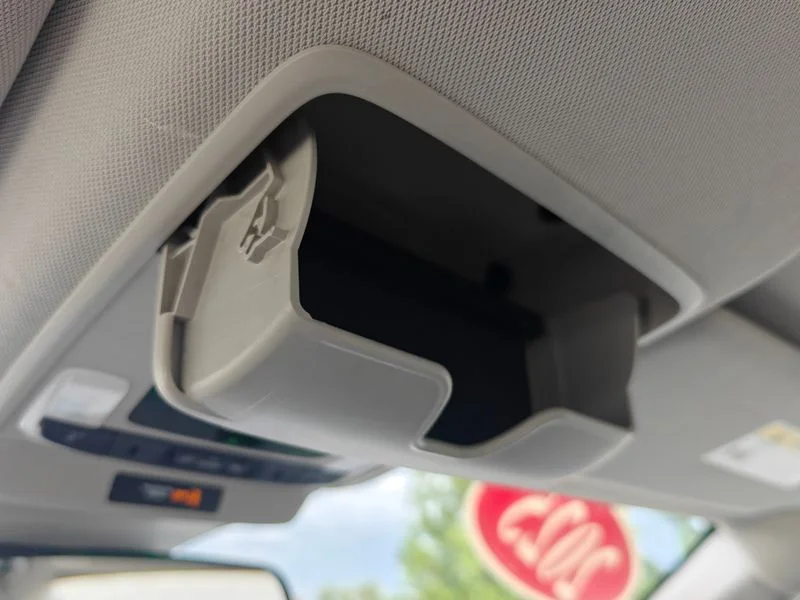 Used 2025  Honda LX image 31