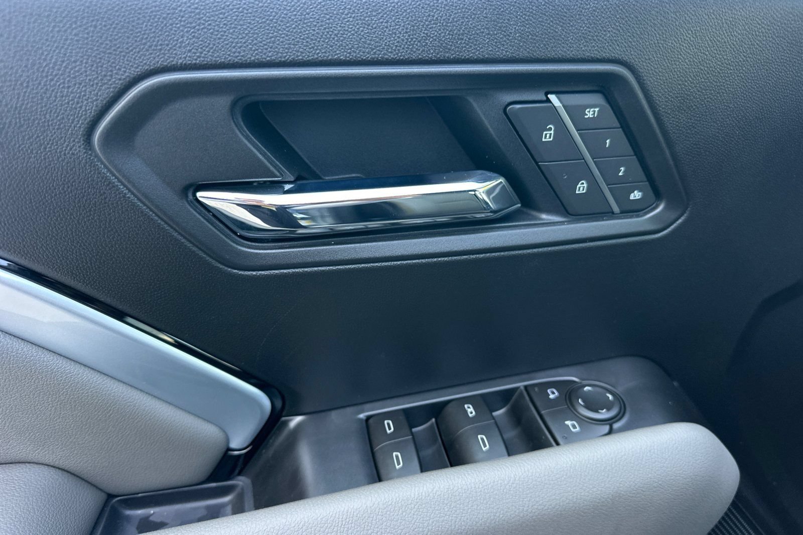 2026 Chevrolet Colorado ZR2 - Photo 11