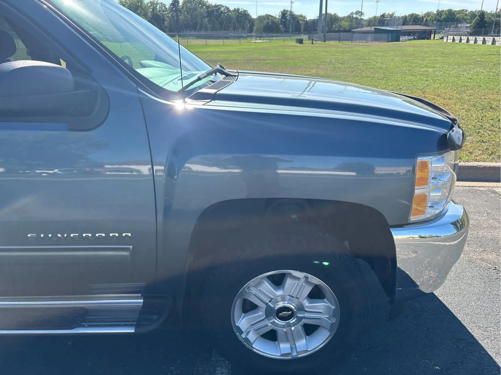 Used 2013 Blue Granite Metallic Chevrolet LT image 2