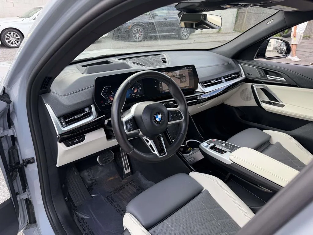 Used 2026 Gray BMW xDrive28i image 20