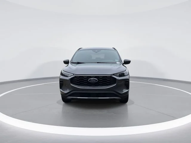 Used 2025 Gray Ford ST-Line image 3