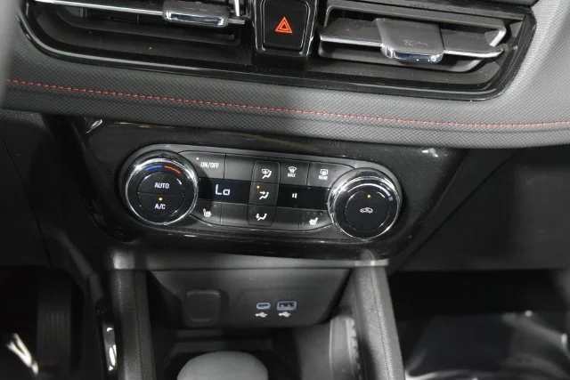 Used 2025 Black Chevrolet RS image 23