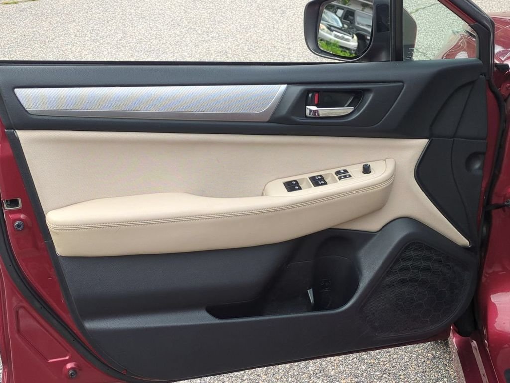 Used 2018 Red Subaru 2.5i image 11