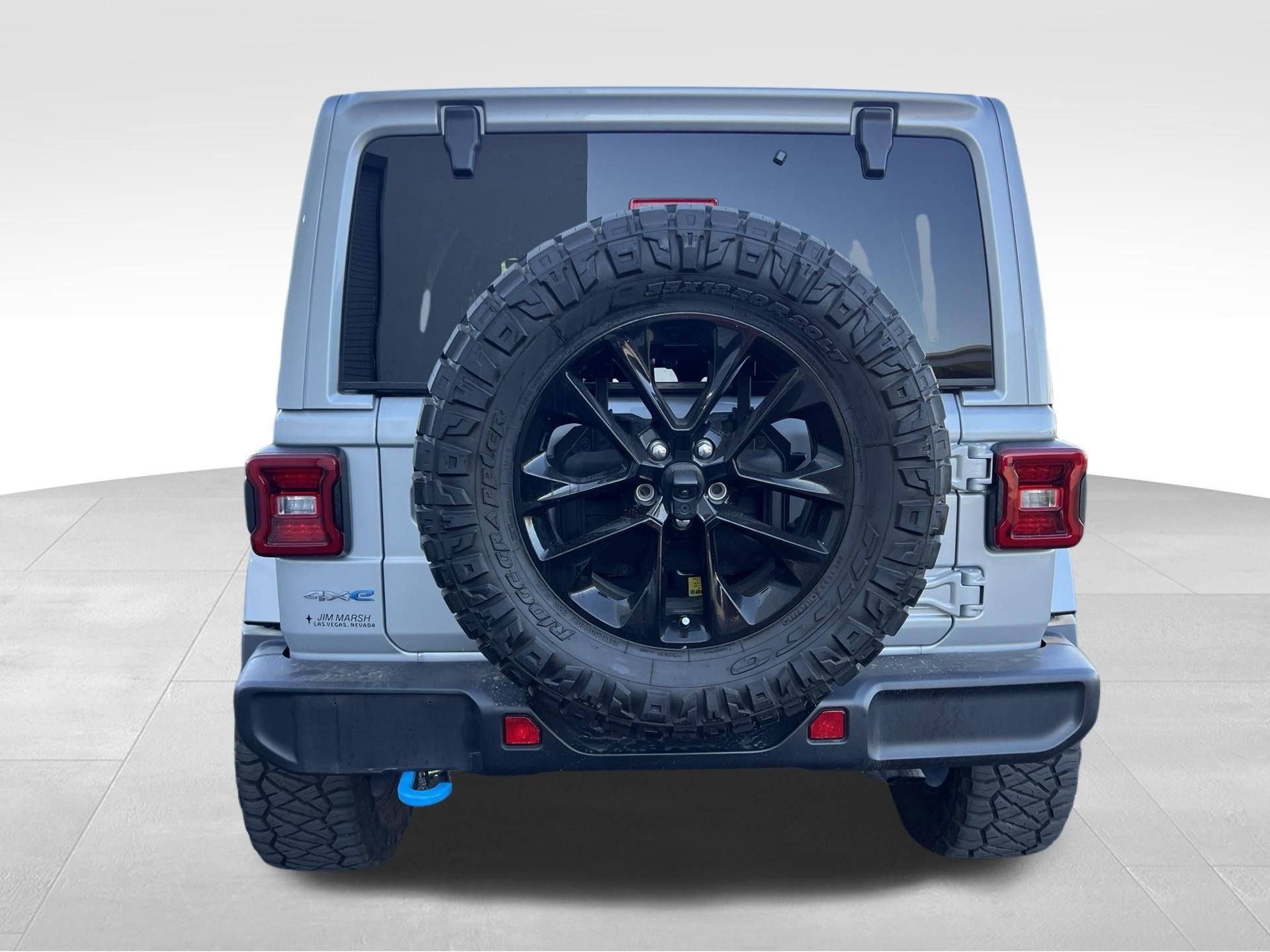 Used 2024 Silver Jeep Sahara 4xe image 6