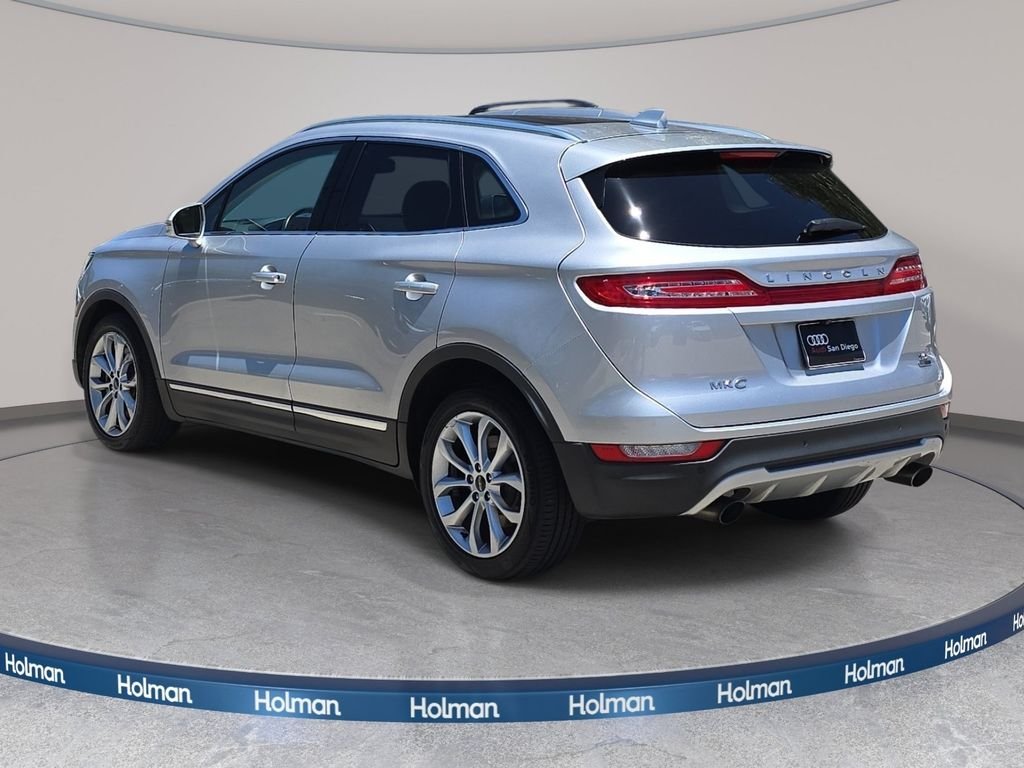 Used 2016 Silver Lincoln Select image 8