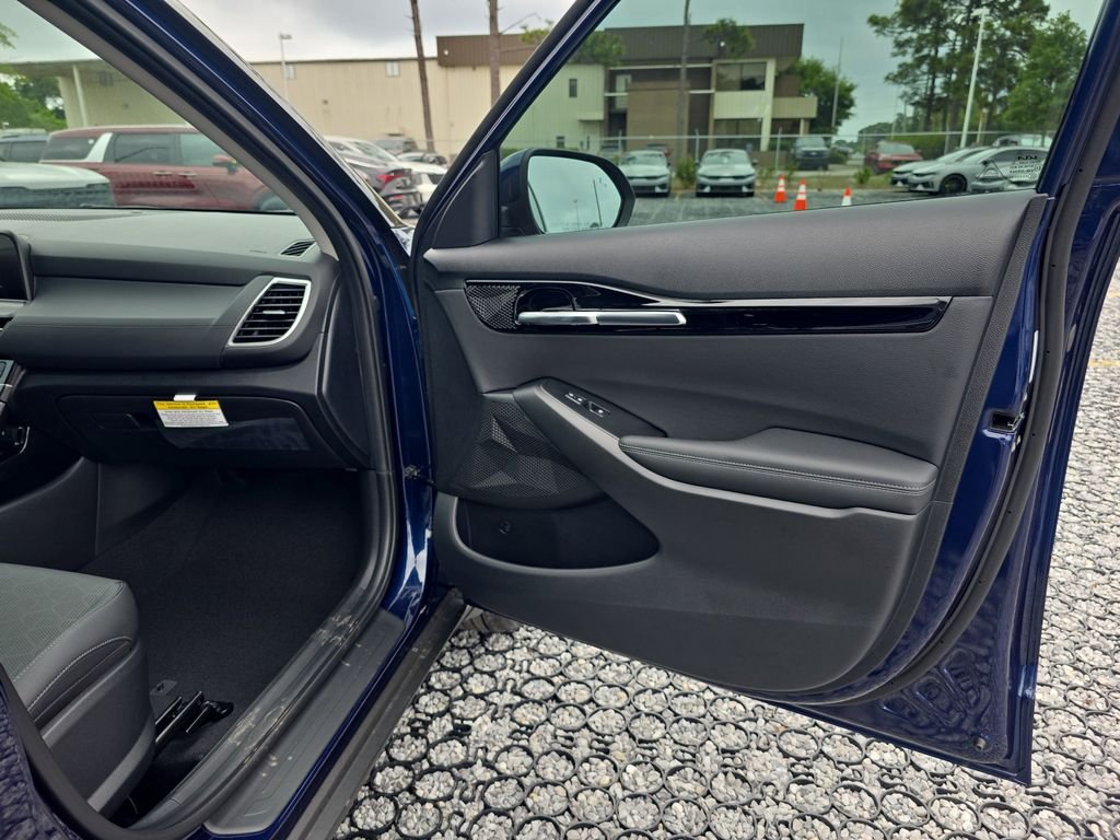 New 2026 Dark Ocean Blue Kia EX image 31