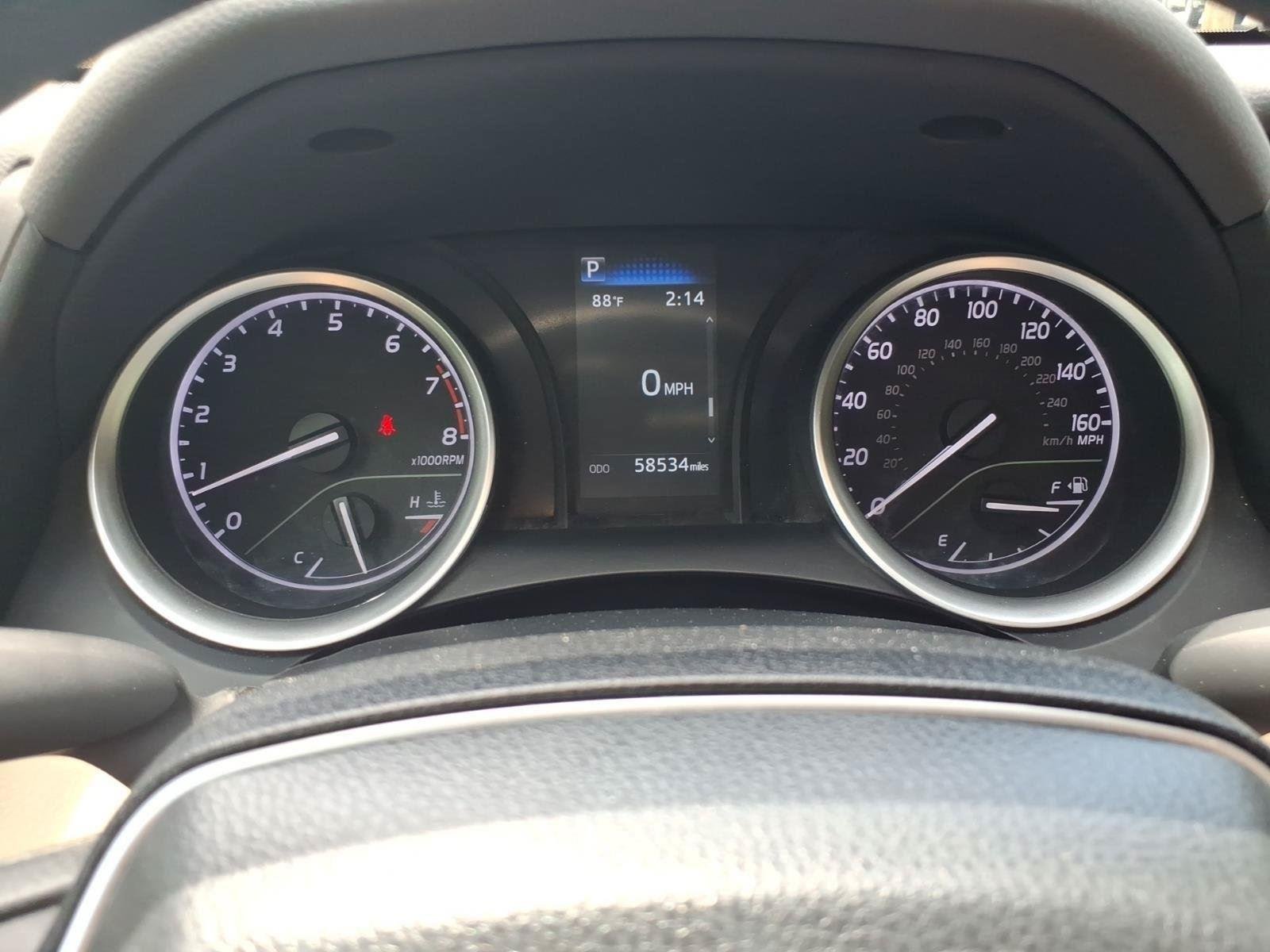 Used 2024  TOYOTA  image 17